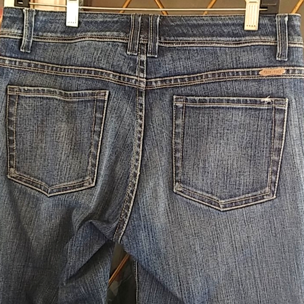 White House Black Market Jeans 8s